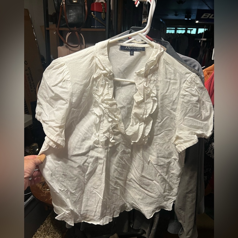 AK Ann Klein Ivory Ruffle Top